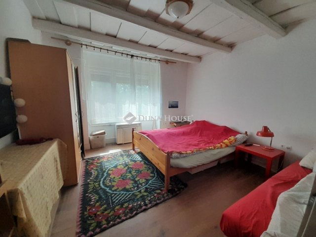 Eladó családi ház, Balatonszárszón 98 M Ft, 6 szobás