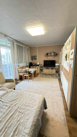 Eladó téglalakás, XVII. kerületben, Földműves utcában