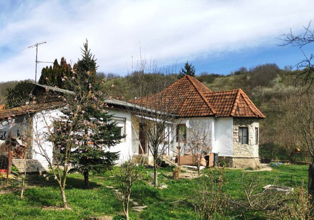 Eladó családi ház, Miskolcon, Kodály Zoltán utcában 19.9 M Ft
