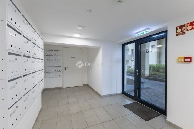 Eladó téglalakás, Budapesten, XIX. kerületben 152 M Ft, 3 szobás