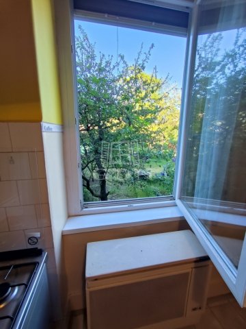 Kiadó téglalakás, albérlet, Budapesten, XV. kerületben