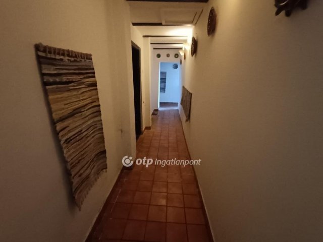 Eladó családi ház, Gyomaendrődön 22.9 M Ft, 6 szobás