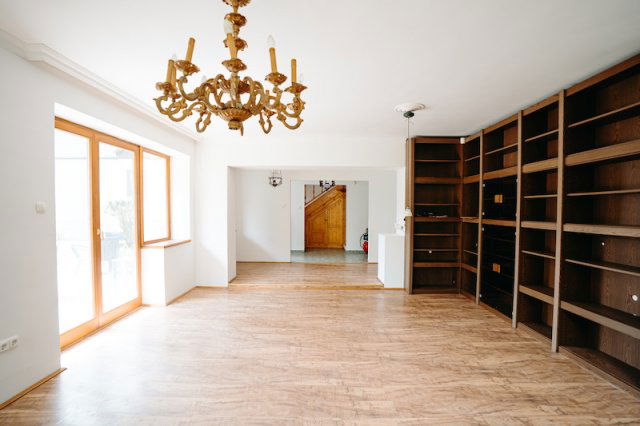 Eladó családi ház, Leányfaluban 129 M Ft, 5+1 szobás