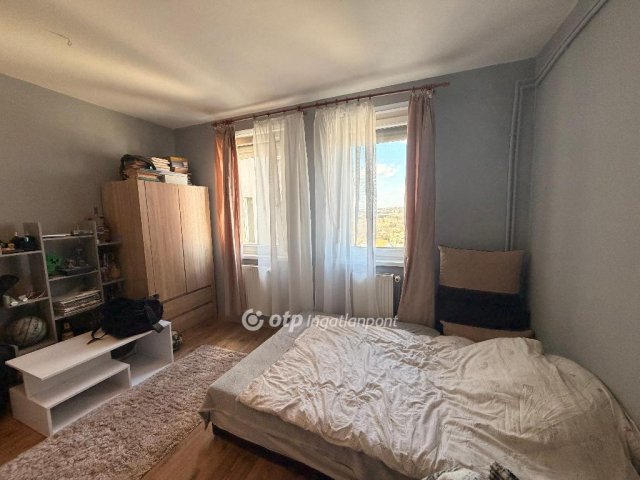 Eladó panellakás, Budapesten, XXI. kerületben 62.9 M Ft, 2 szobás