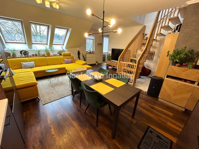 Eladó téglalakás, Nyíregyházán 80 M Ft, 4 szobás