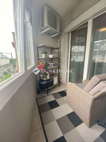 Eladó téglalakás, Budapesten, XV. kerületben 86 M Ft, 3 szobás