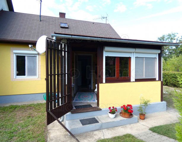 Eladó nyaraló, Zamárdiban 58 M Ft, 2 szobás