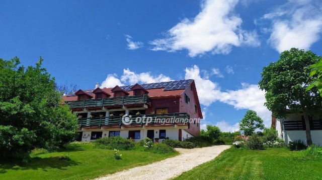 Eladó ipari ingatlan, Lispeszentadorjánban 360 M Ft
