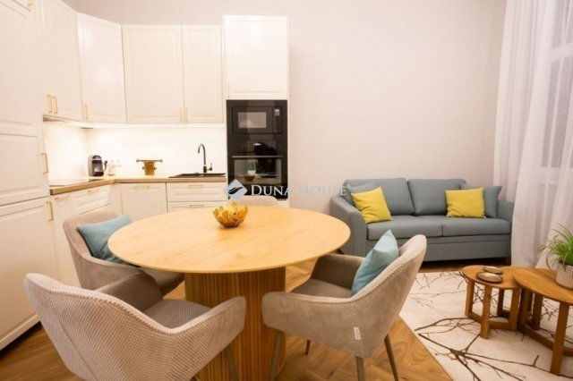 Eladó téglalakás, Budapesten, IX. kerületben 134.9 M Ft