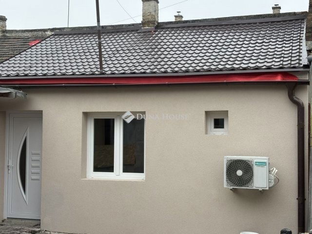 Eladó családi ház, Budapesten, XXI. kerületben 75 M Ft, 3 szobás