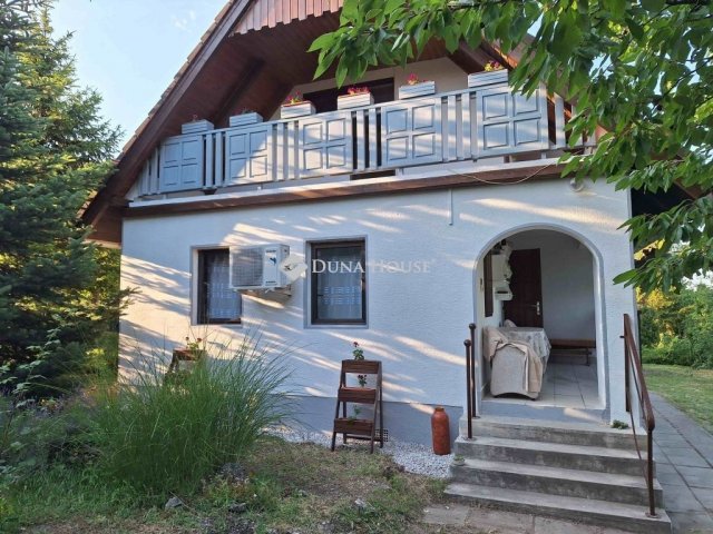Eladó családi ház, Kincsesbányán 37.5 M Ft, 3 szobás