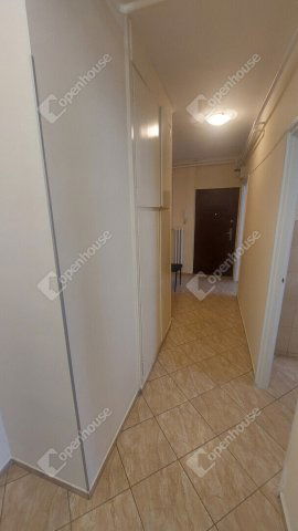 Eladó téglalakás, Tatabányán 33.5 M Ft, 1 szobás