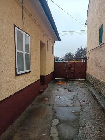 Eladó családi ház, Szarvason, Vasút utcában 40 M Ft, 4 szobás