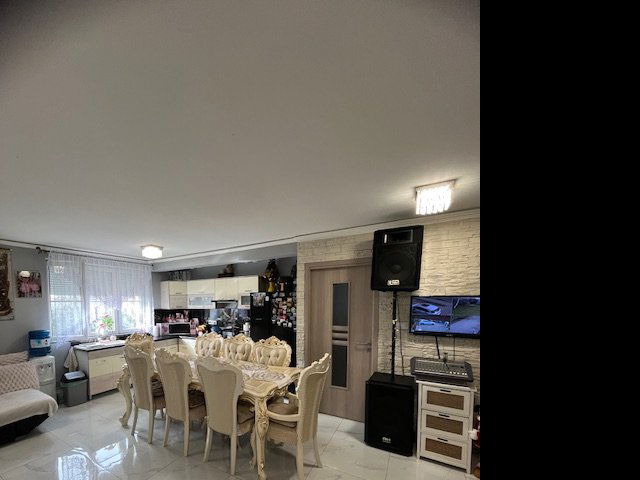 Eladó családi ház, Tatán 84.9 M Ft, 4 szobás