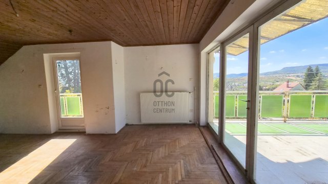 Eladó családi ház, Szentendrén 89.9 M Ft, 3 szobás