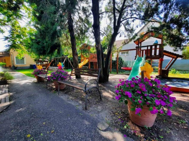 Eladó családi ház, Dunaharasztin 129.5 M Ft, 6 szobás