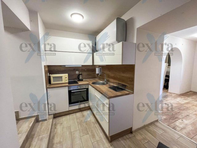 Eladó téglalakás, Szegeden 36 M Ft, 1 szobás