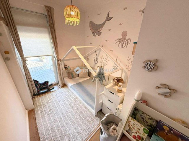 Eladó családi ház, Debrecenben 119 M Ft, 4 szobás