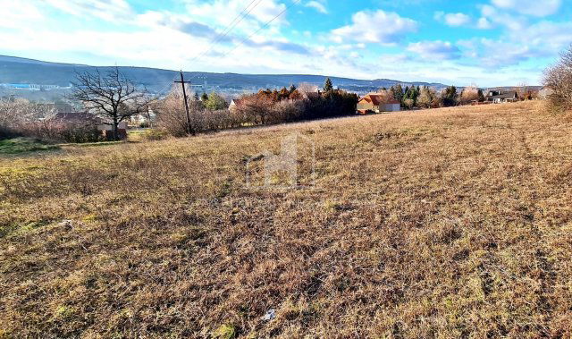 Eladó telek, Balatonfűzfőn 95 M Ft / költözzbe.hu