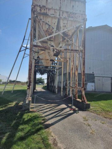 Eladó ipari ingatlan, Kecskeméten 1146.81 M Ft