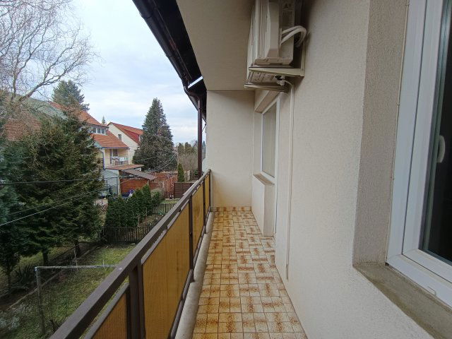 Eladó sorház, Veszprémben 95 M Ft, 2+2 szobás