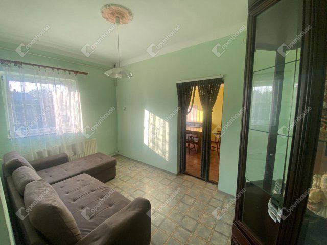 Eladó ikerház, Hegyeshalomban 32 M Ft, 2 szobás