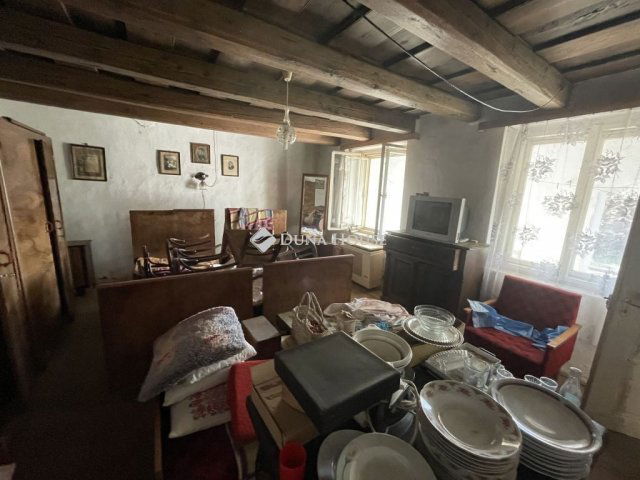 Eladó családi ház, Nagysimonyin 11.9 M Ft, 2 szobás