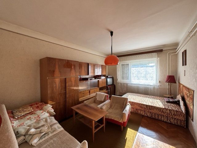 Eladó téglalakás, Polgáron 26.9 M Ft, 2 szobás