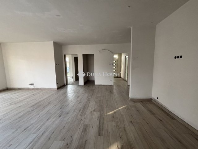 Eladó családi ház, Kecskeméten 149.9 M Ft, 4 szobás