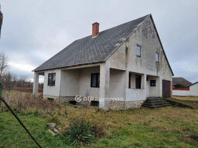 Eladó családi ház, Somlóvásárhelyen 19.99 M Ft, 2+1 szobás