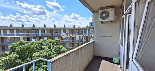 Eladó téglalakás, Szombathelyen 32.9 M Ft, 1 szobás