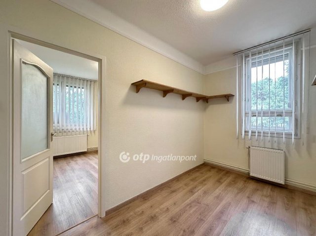 Eladó téglalakás, Budapesten, XIV. kerületben 85.5 M Ft