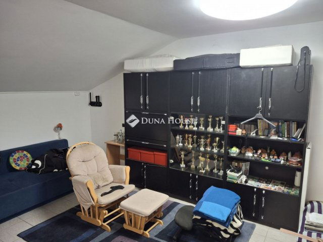 Eladó családi ház, Bicskén, Dobó utcában 59.9 M Ft, 5 szobás