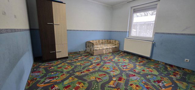 Eladó családi ház, Mezőfalván 33.8 M Ft, 2 szobás