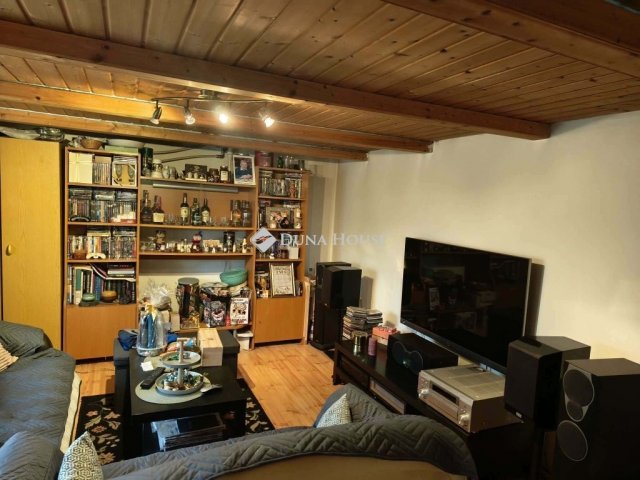 Eladó családi ház, Lajosmizsén 32 M Ft, 2 szobás