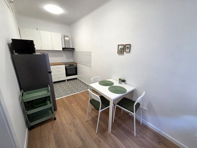 Kiadó téglalakás, albérlet, VII. kerületben, Hársfa utcában