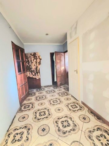 Eladó családi ház, Esztergomban 62 M Ft, 4 szobás