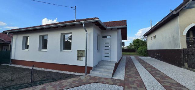 Eladó családi ház, Dunaharasztin 119.99 M Ft, 6 szobás