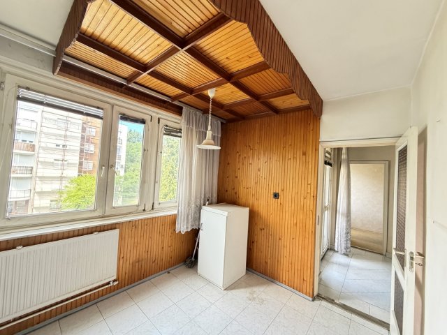 Eladó téglalakás, Nyíregyházán 49.9 M Ft, 2+2 szobás