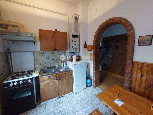 Eladó családi ház, Vácon 79 M Ft, 3 szobás