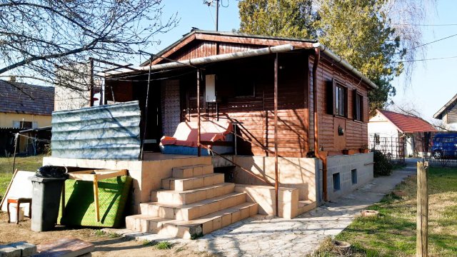 Eladó családi ház, Pilisen 21.9 M Ft, 1+2 szobás