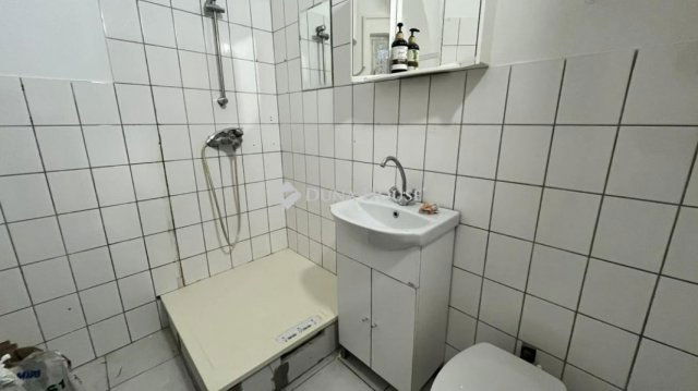 Eladó téglalakás, Kőszegen 23.5 M Ft, 1 szobás