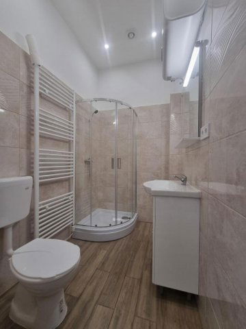 Eladó téglalakás, Pápán 17.99 M Ft, 1 szobás