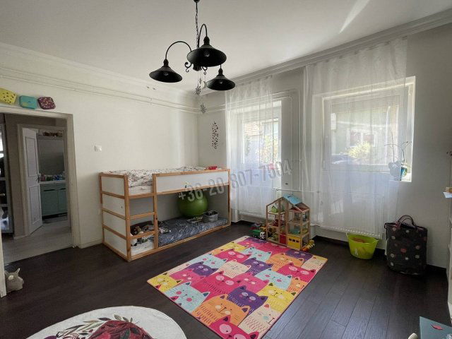 Eladó családi ház, Egerben, Könyök utcában 89.9 M Ft, 4 szobás