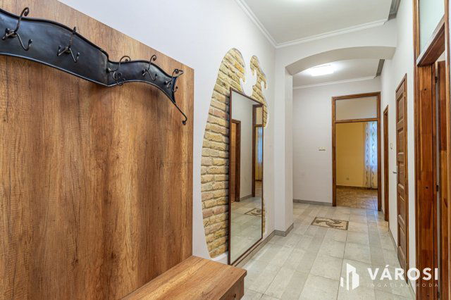 Kiadó téglalakás, albérlet, Szegeden 189 E Ft / hó, 2 szobás