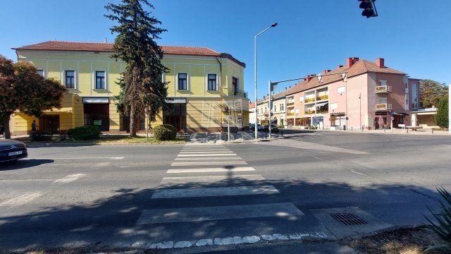 Kiadó üzlethelyiség, Marcaliban 800 E Ft / hó
