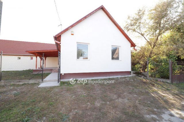 Eladó családi ház, Kiskunlacházán 54.9 M Ft, 4 szobás