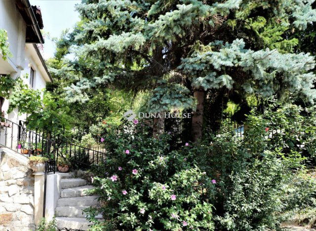 Eladó családi ház, Budapesten, II. kerületben 419 M Ft, 6 szobás