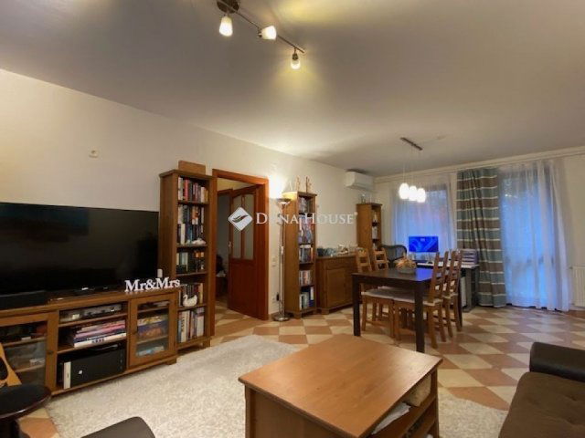 Eladó téglalakás, Szentendrén 129 M Ft, 3 szobás