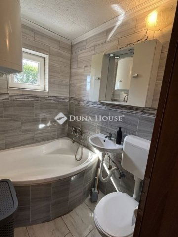 Eladó családi ház, Nagykőrösön 27.9 M Ft, 3+1 szobás